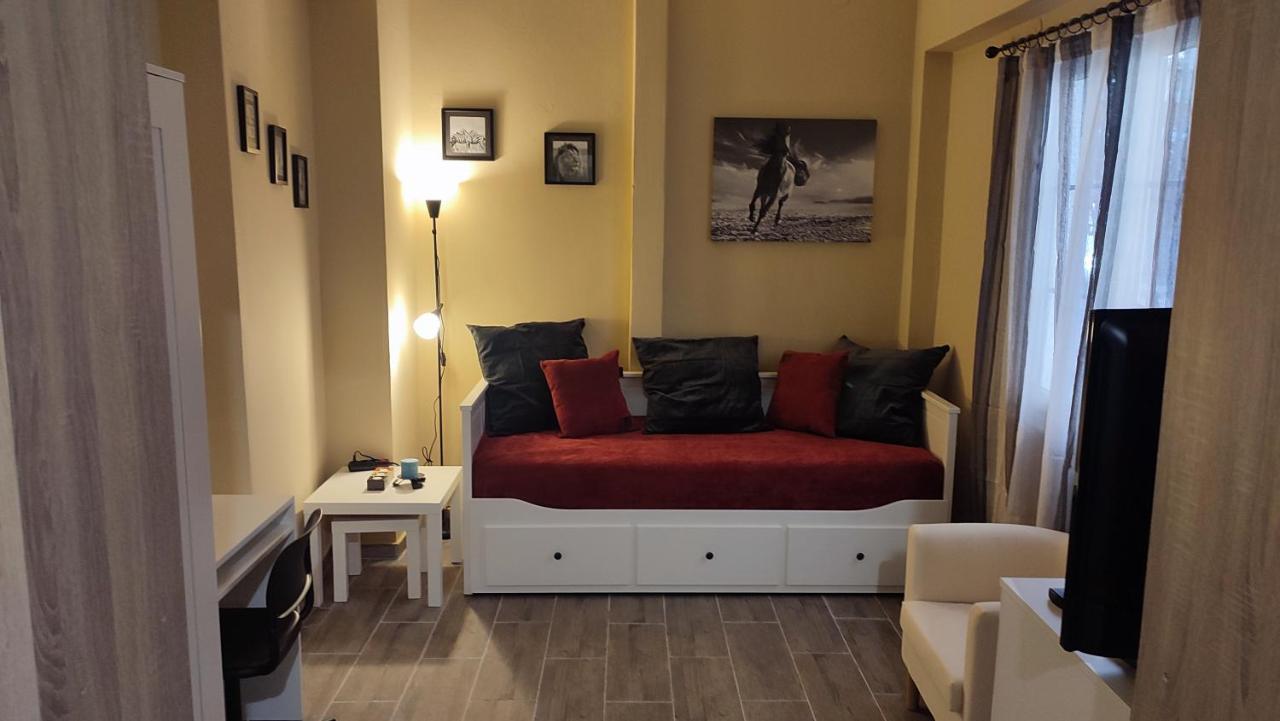 Kostas Apartment *
